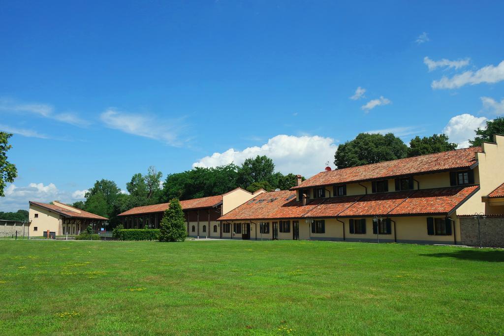 Country Hotel Castelbarco Vaprio dʼAdda Extérieur photo